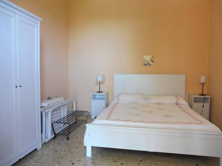 Appartamento In Villa A 100 Metri Dal Mare Fontane Bianche Luaran gambar